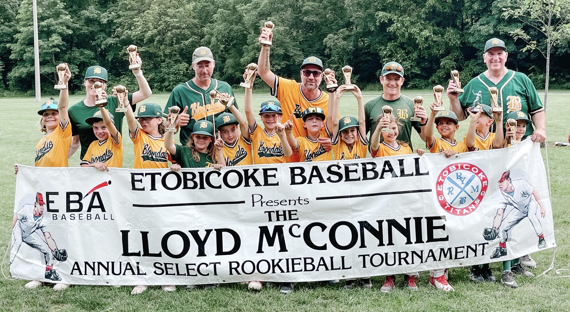 Bloordale 9U Green with championship banner